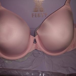 Savage X Fenty Pink t-shirt bra 42 DD